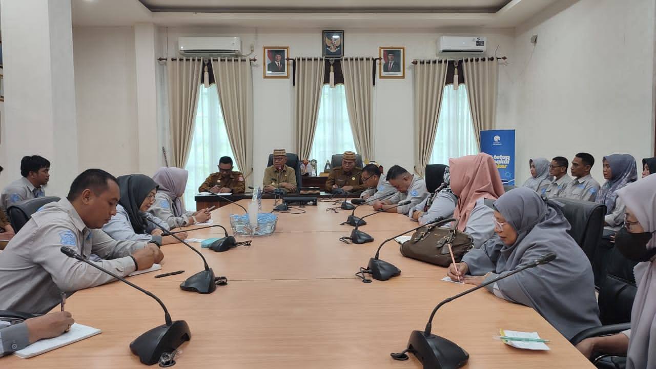 Bupati Bone Bolango Lakukan Pembinaan terhadap ASN di Lingkungan Inspektorat Daerah Kabupaten Bone Bolango