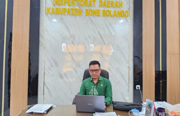 Inspektur Daerah Kabupaten Bone Bolango mengikuti Rapat secara Zoom Meeting tentang Koordinasi Nasional dalam rangka merespons kenaikan harga beras yang terjadi di 214 daerah di Indonesia.