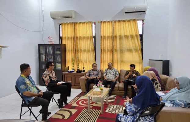 Inspektur Daerah Kabupaten Bone Bolango Pimpin Rapat Tentang Penilaian Perluasan Desa Anti Korupsi di Tiga Kabupaten Provinsi Gorontalo